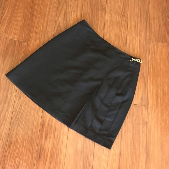 Tory Burch NWOT Kayden Partially Pleated Skirt Sz 4